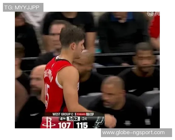 扎威表现低迷三分球失准仅得两分球队遭遇惨败