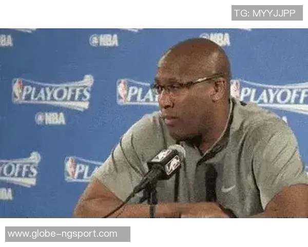 A史密斯谈詹姆斯心态只求关注不再理会其他消息