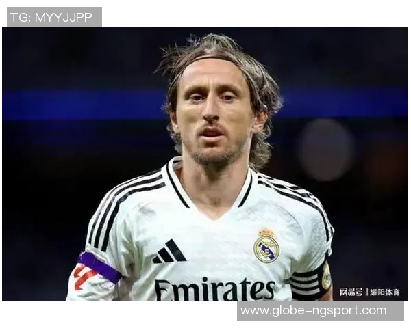 朱辰杰畅谈足球偶像与智慧球员C罗与莫德里奇的独特魅力